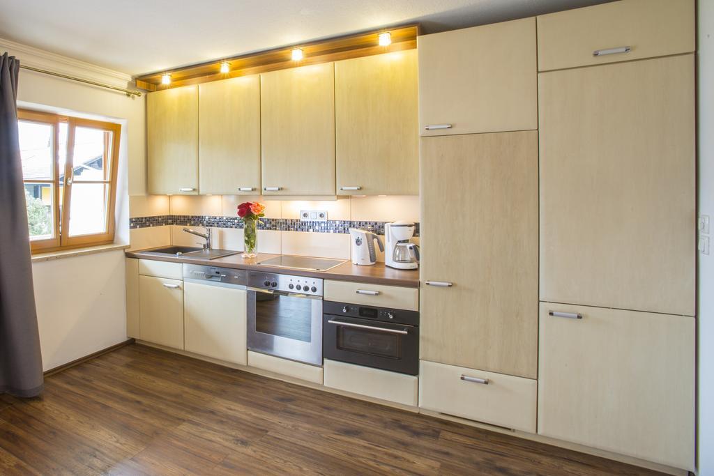 Golden Gapa Central Apartment 4 Гармиш-Партенкирхен Стая снимка